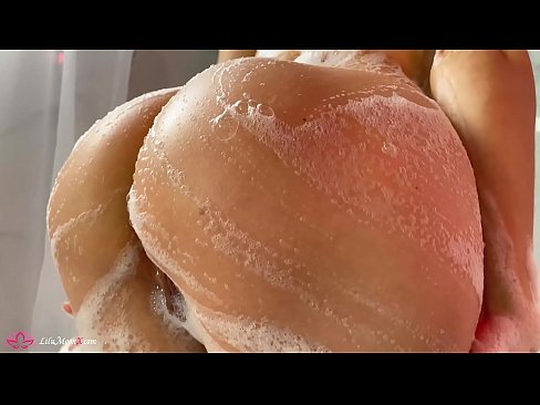 ❤️ Brunette masturbearet poesje mei Vibrator nei intens orgasme yn dûs Porno op fy.onlyindianpornx.ru ☑
